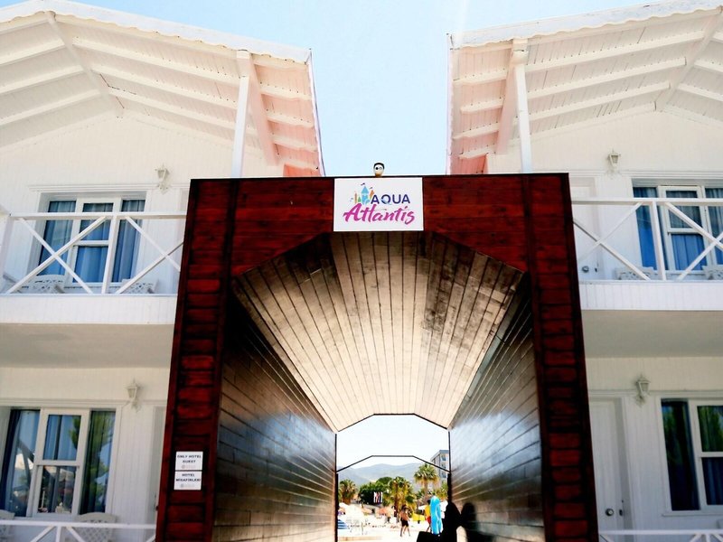 Risus Beach Resort Hotel 5