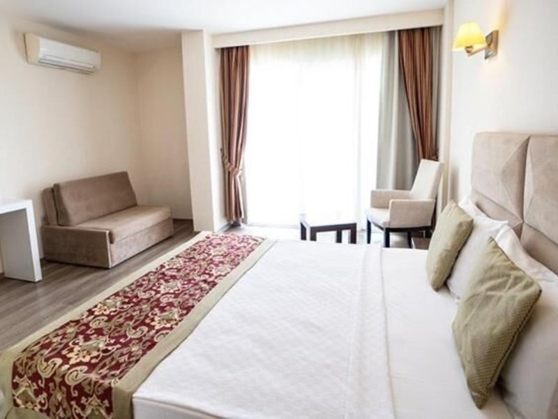 Risus Beach Resort Hotel 31