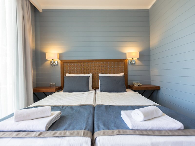 Risus Beach Resort Hotel 37