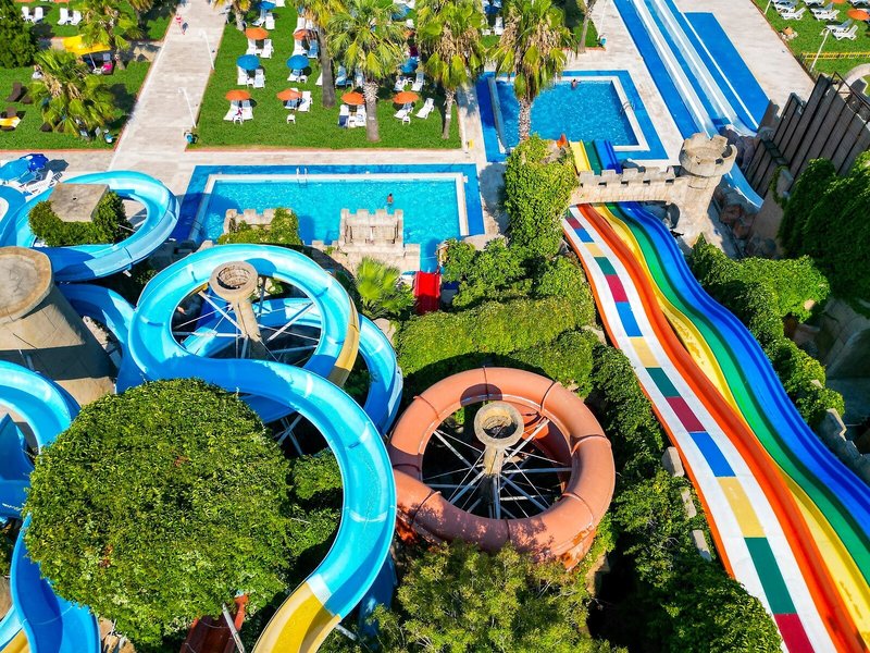 Risus Beach Resort Hotel 9