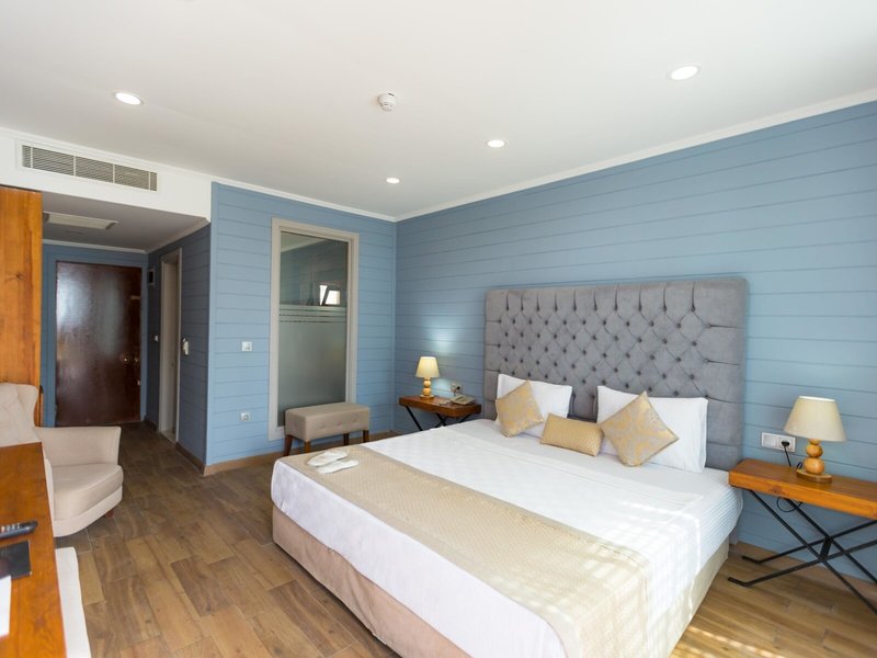 Risus Beach Resort Hotel 22