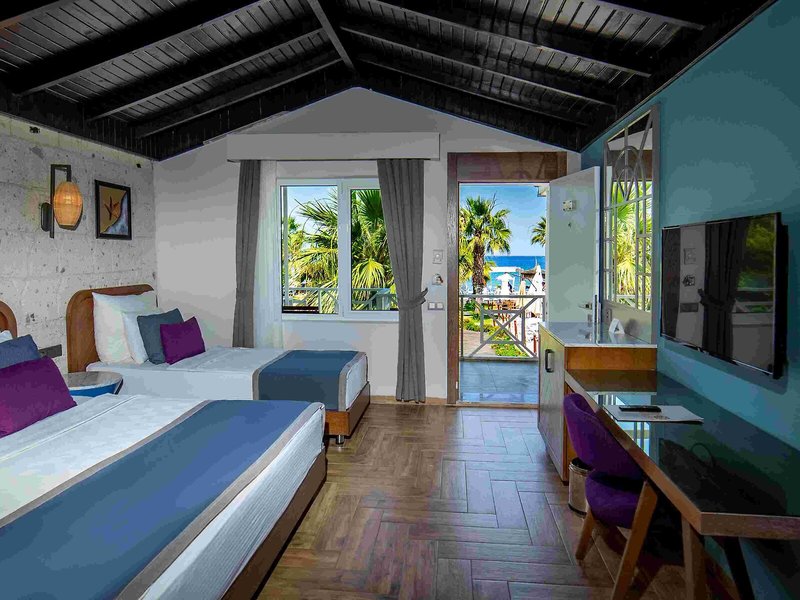 Risus Beach Resort Hotel 33