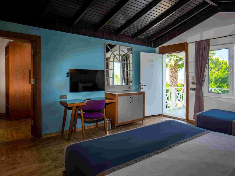 Risus Beach Resort Hotel 35