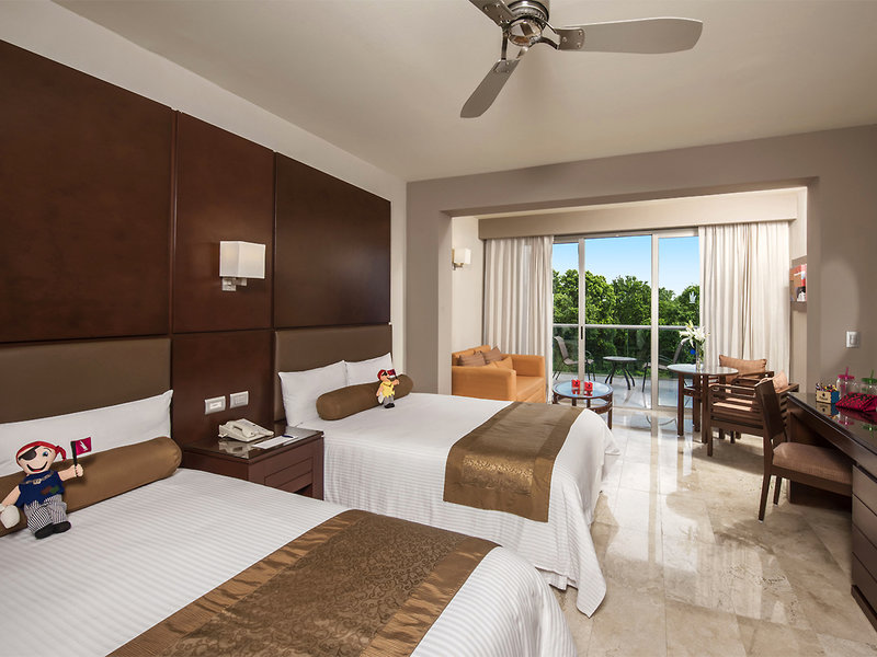 Family Club at Gran Riviera Princess All Suites & Spa Resort 2