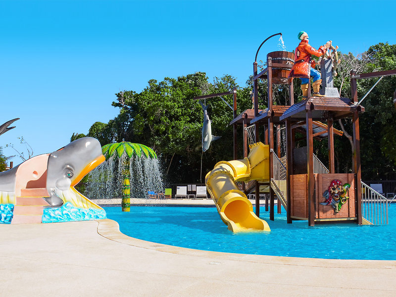 Family Club at Gran Riviera Princess All Suites & Spa Resort 4