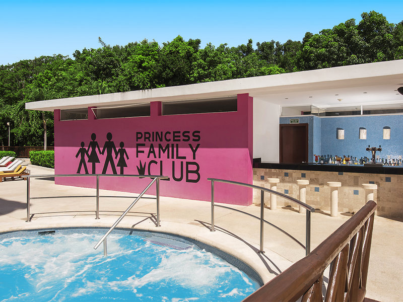 Family Club at Gran Riviera Princess All Suites & Spa Resort 5
