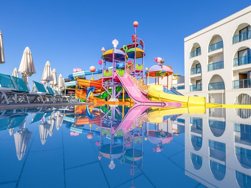 Infinity by Yelken 36