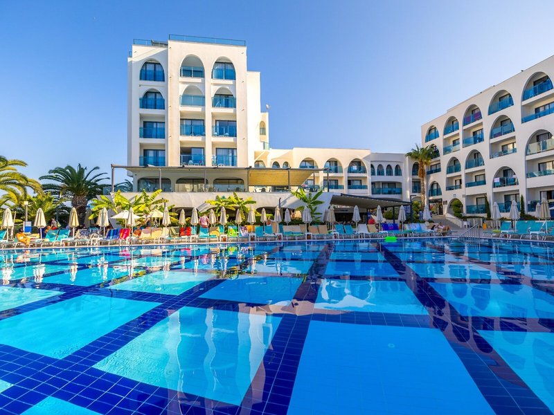 Infinity by Yelken 42