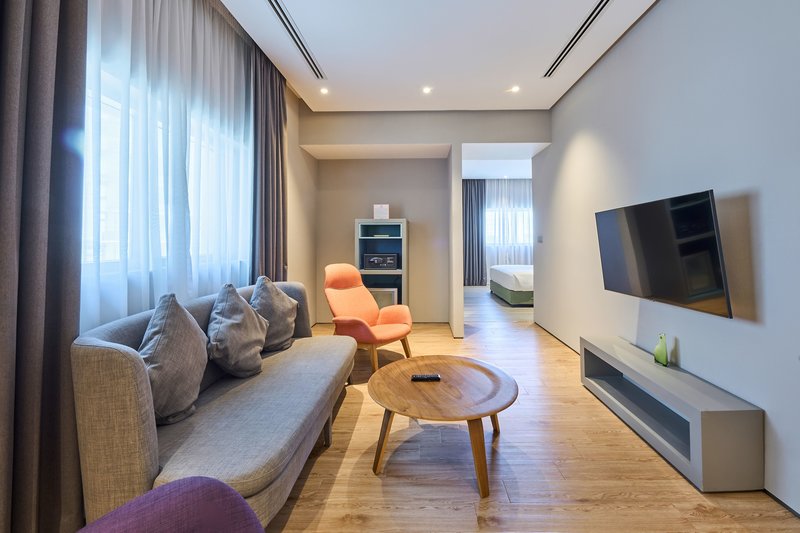 ibis Styles Dubai Jumeira Hotel 11