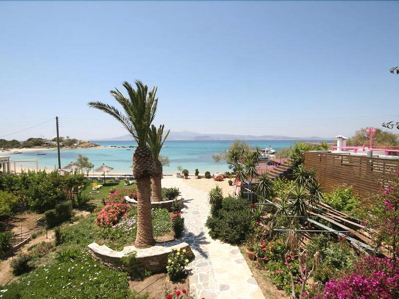 Agia Anna Studios & Apartments 10