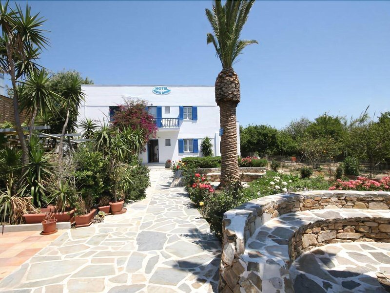 Agia Anna Studios & Apartments 13