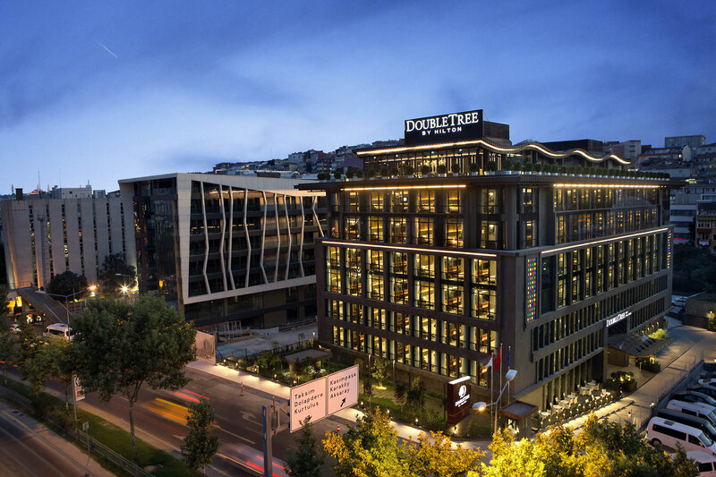 DoubleTree by Hilton Hotel Istanbul - Piyalepasa 1