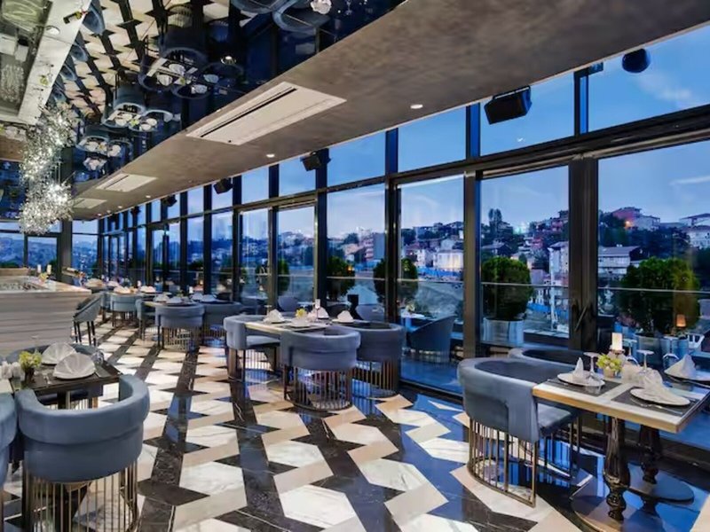 Doubletree By Hilton Istanbul - Piyalepasa 23