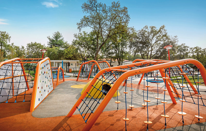 Lanterna Premium Camping Resort by Happy Camp 12
