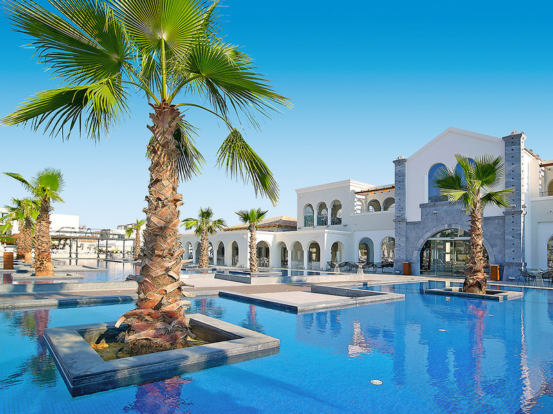 Anemos Luxury Grand Resort 3