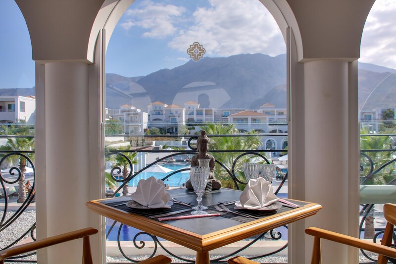 Anemos Luxury Grand Resort 44