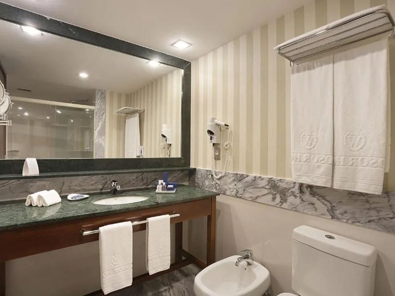 Windsor Oceanico 31 - Bathroom Example