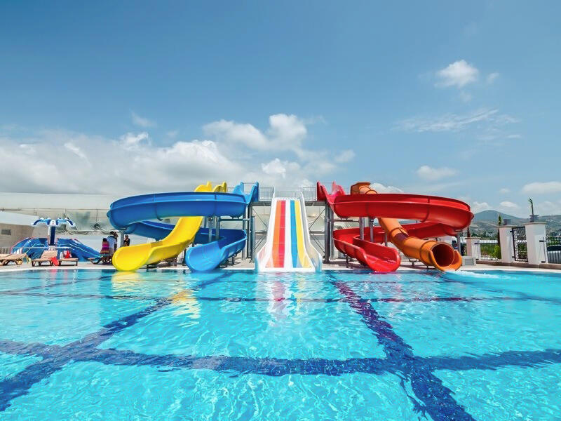 The Lumos Deluxe Resort Hotel & Spa 10