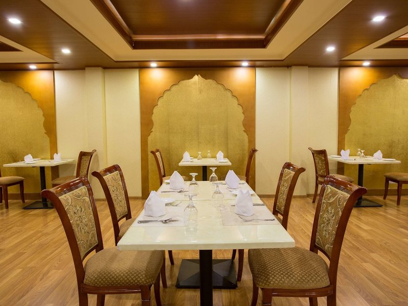 Grand Kandyan Hotel 25