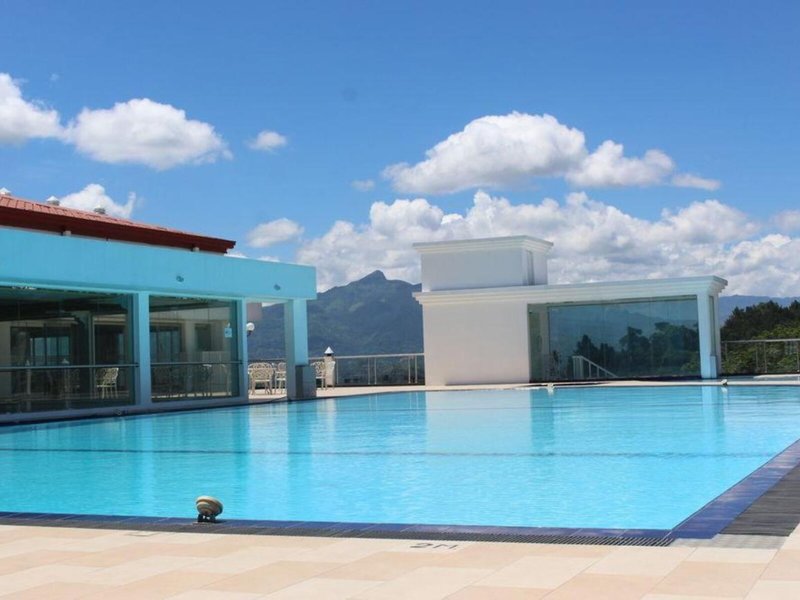 Grand Kandyan Hotel 8