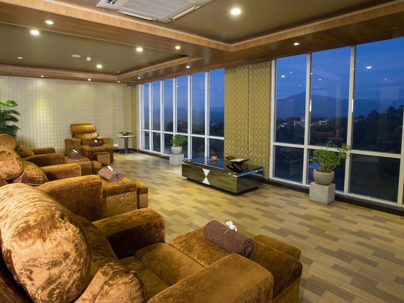 Grand Kandyan Hotel 13