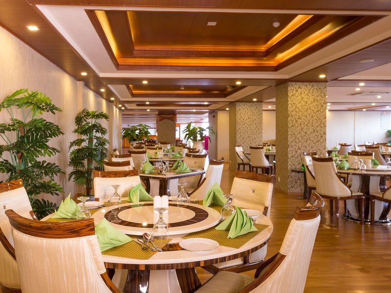 Grand Kandyan Hotel 23