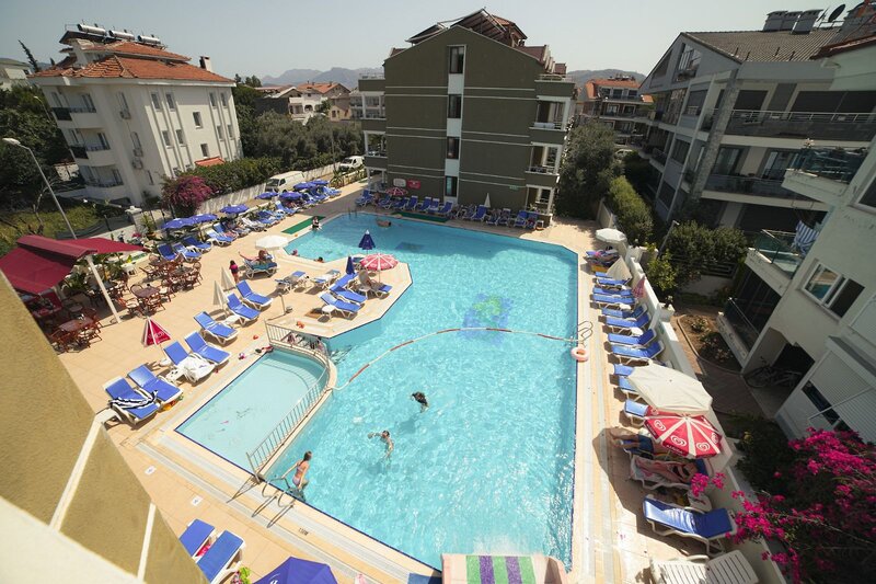 Candan Apart Hotel 1