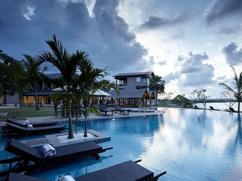 Amaranthe Bay Resort & Spa 14 - Outdoor Pool