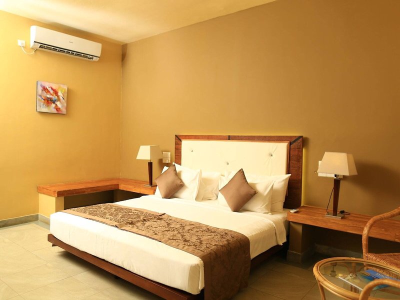 Amaranthe Bay Resort & Spa 32 - Room Example