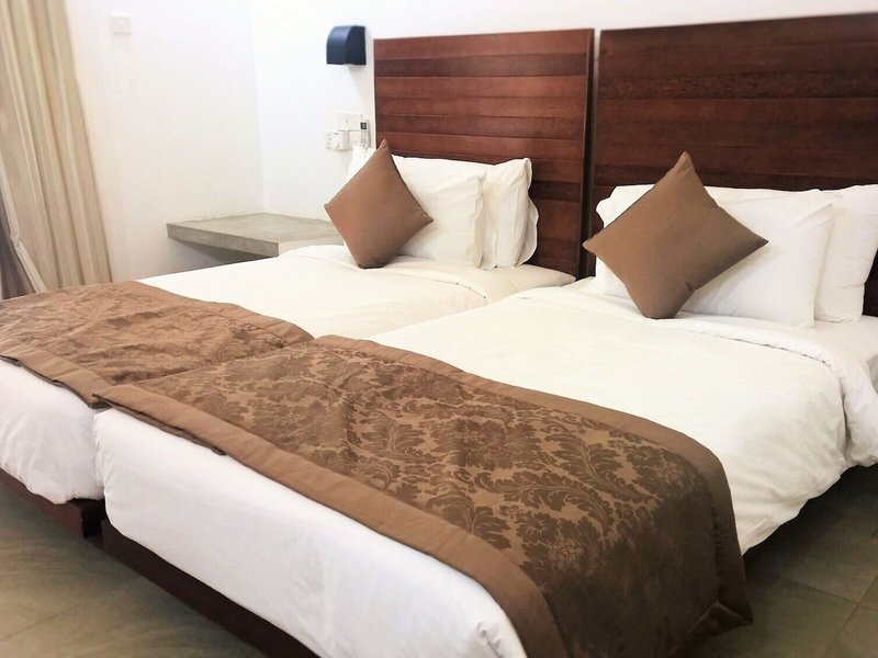 Amaranthe Bay Resort & Spa 33 - Room Example