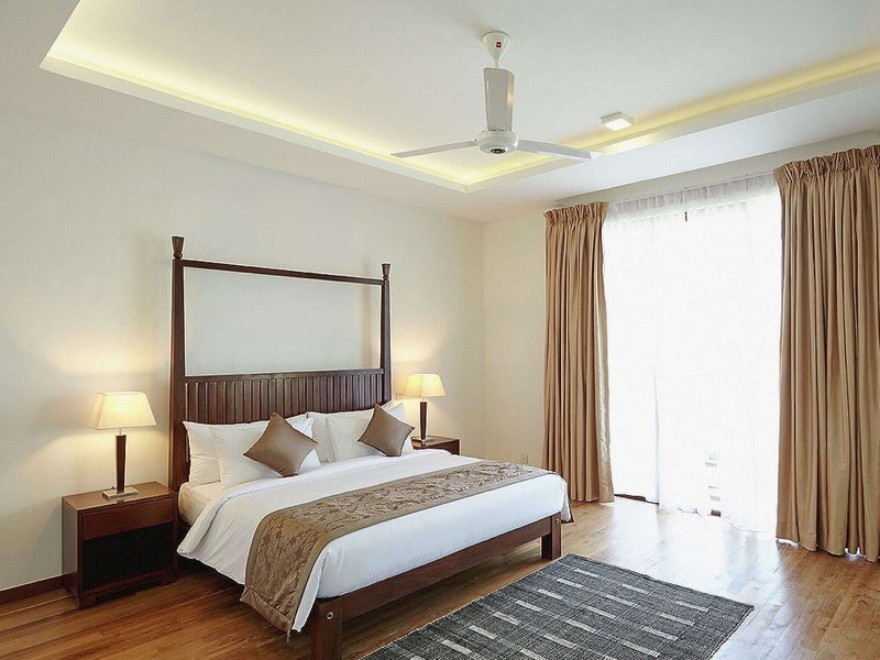 Amaranthe Bay Resort & Spa 38 - Room Example