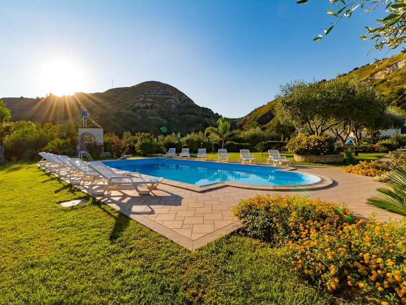 Villa Garden 8