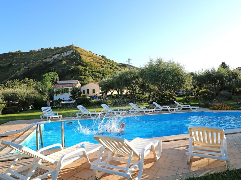 Villa Garden 13