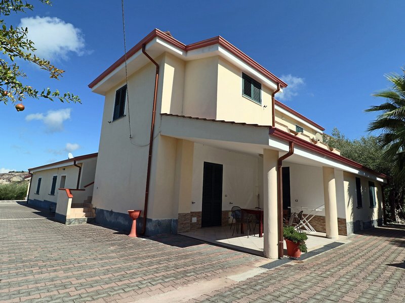 Villa Garden