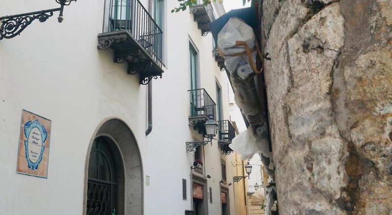 Antico Palazzo Scala 15