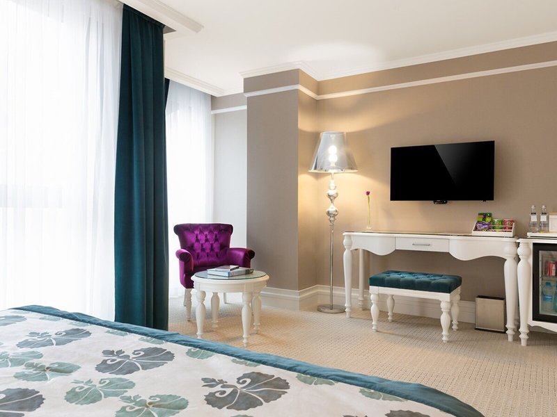 Metropolitan Hotels Taksim 15