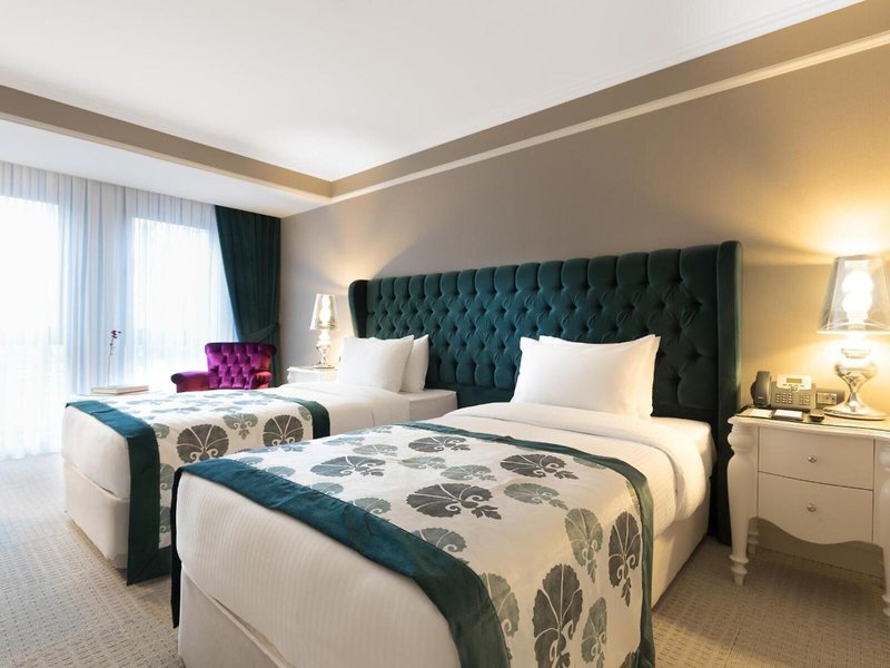 Metropolitan Hotels Taksim 20