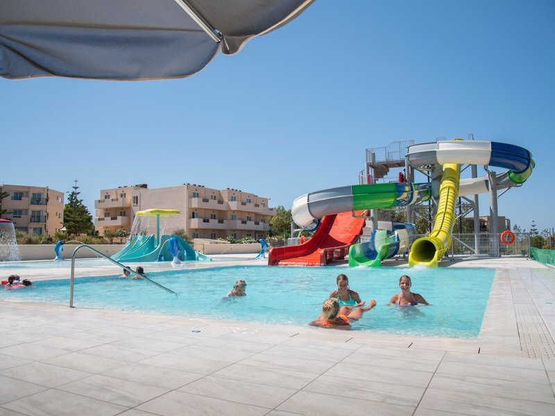 Horizon Beach & Stelios 17