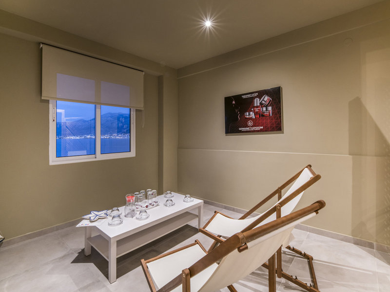 Horizon Beach & Stelios 38