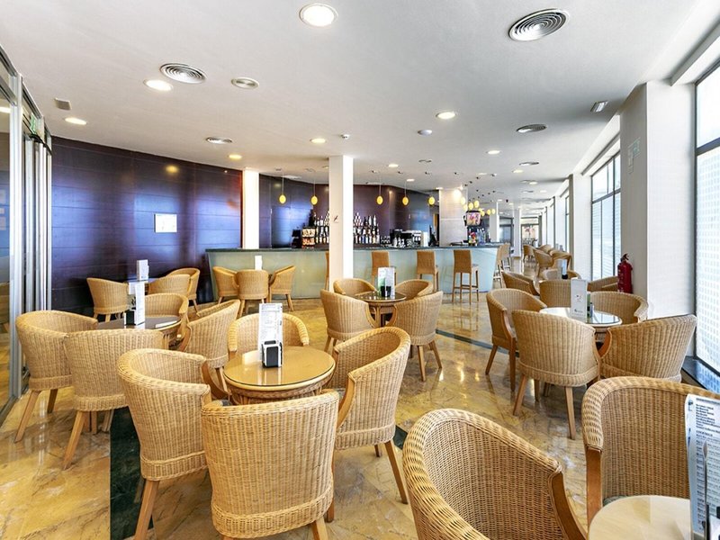 ATH Roquetas de Mar 10