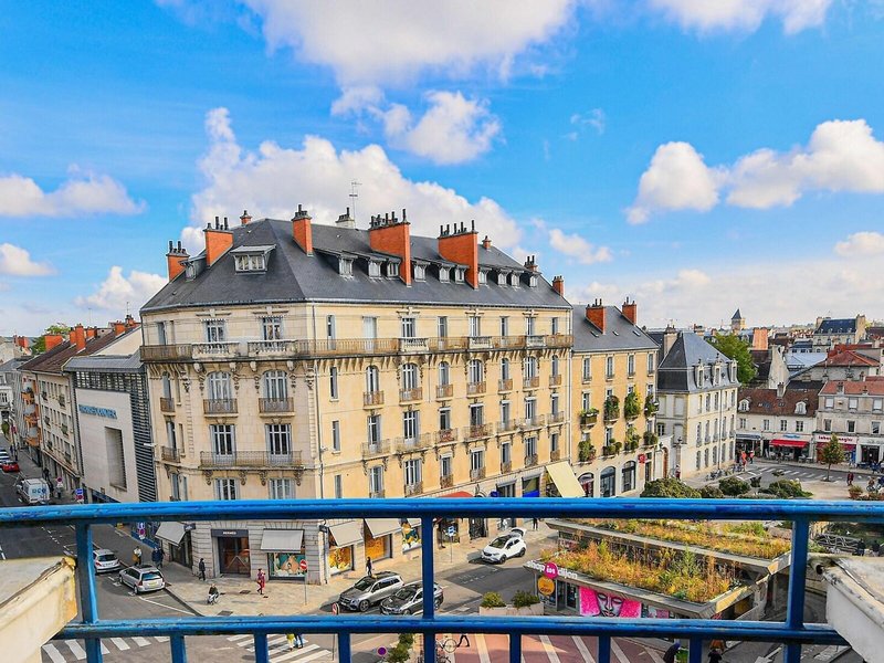 B&B Hotel Dijon Centre 4