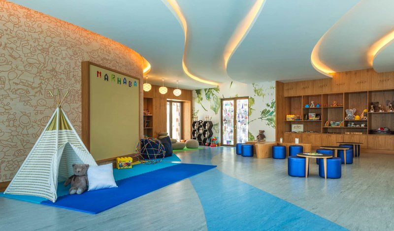 Hilton Dubai Al Habtoor City  8