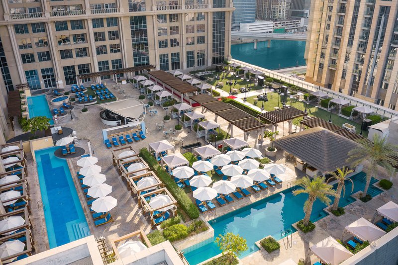 Hilton Dubai Al Habtoor City 6