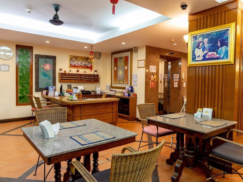 Thipurai Beach Hotel 20