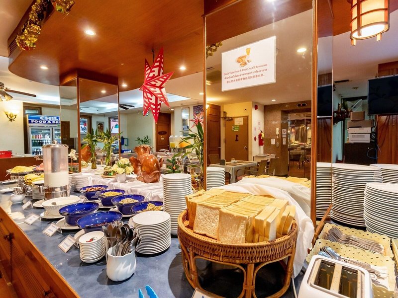 Thipurai Beach Hotel 24