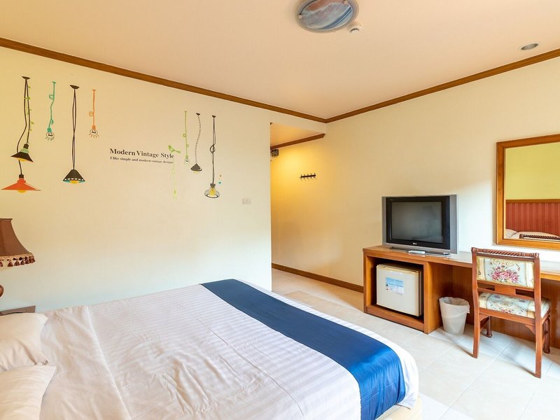 Thipurai Beach Hotel 34