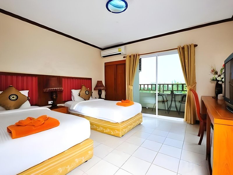 Thipurai Beach Hotel 35