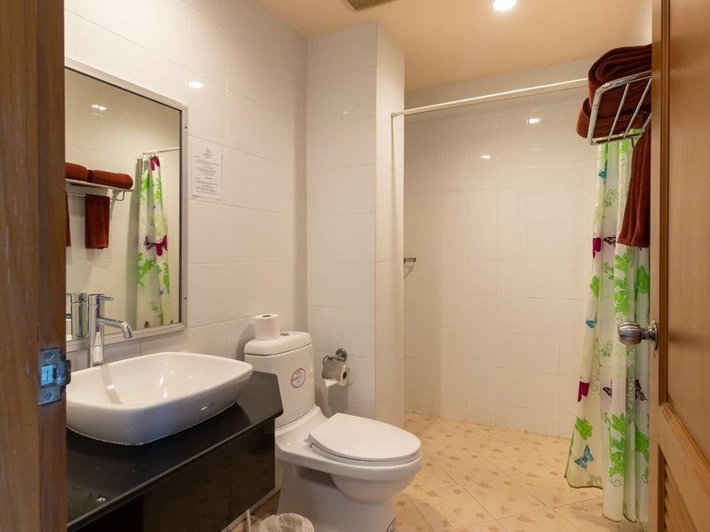 Thipurai Beach Hotel 37