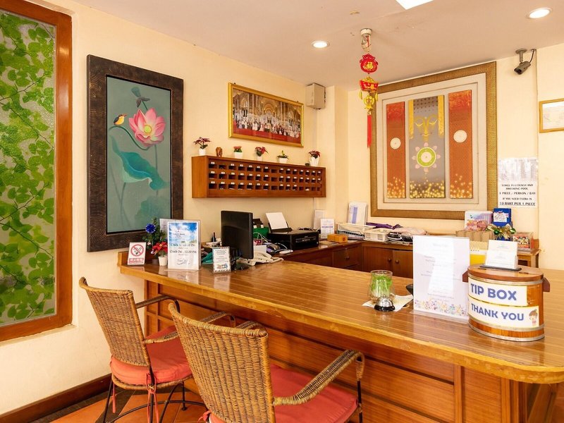 Thipurai Beach Hotel 18