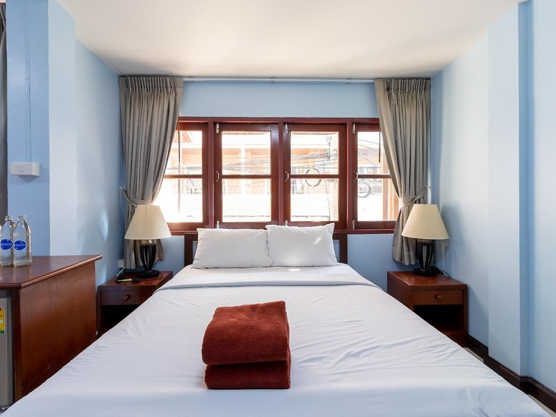Thipurai Beach Hotel 26